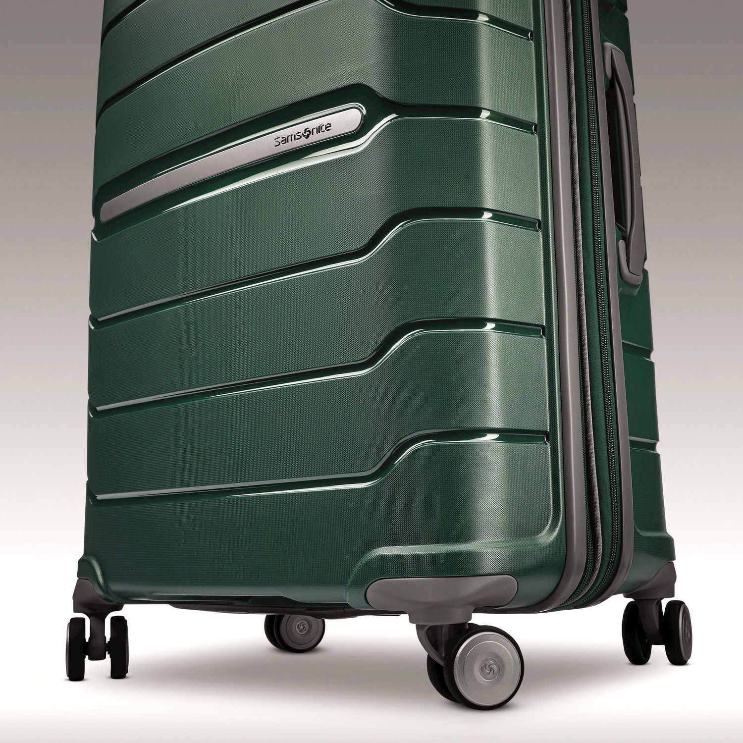 Samsonite 28" Freeform Hardside Spinner Luggage - Choose Color