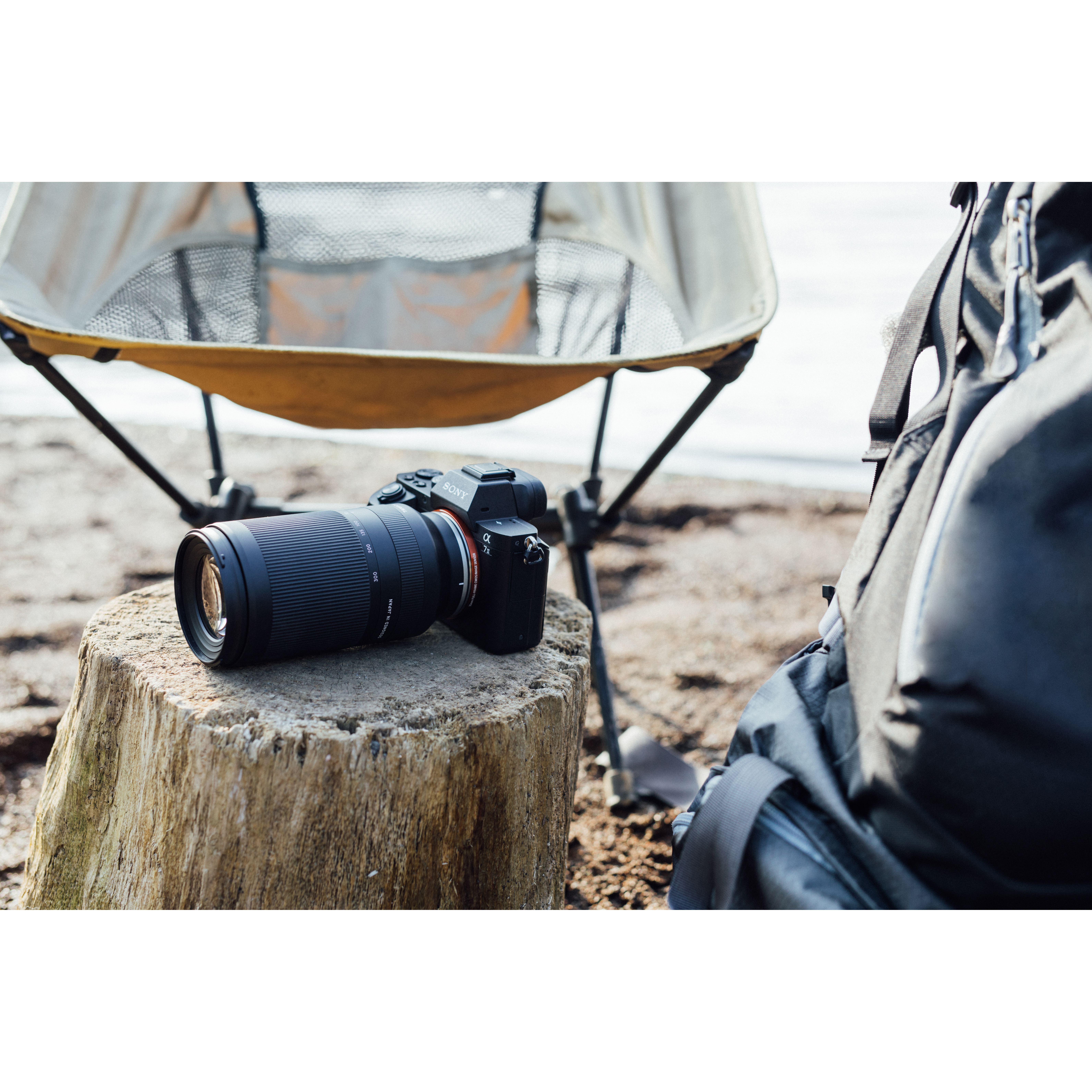 Tamron 70-300mm F/4.5-6.3 Di III RXD Lens A047 f/ Sony E-mount Mirrorless Camera Bundle