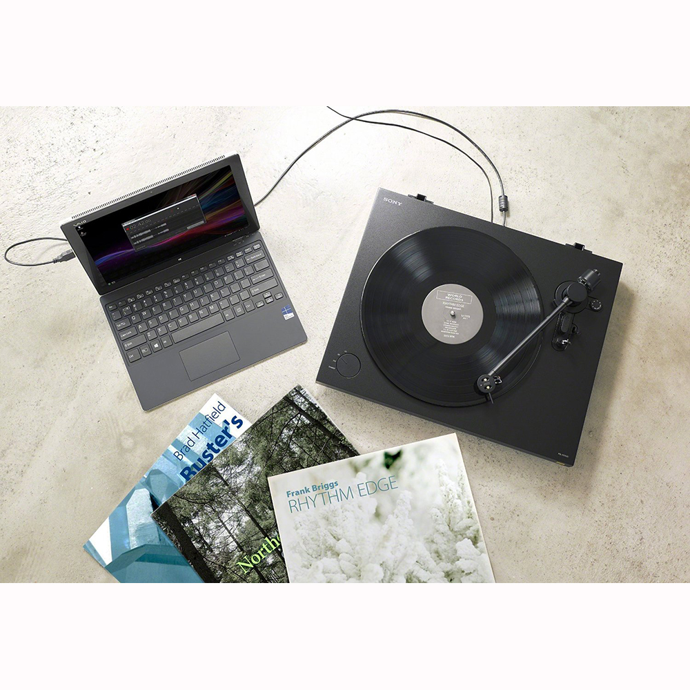 Sony PSHX500 Hi-Res USB Turntable with Klipsch R-15PM Powered Monitors