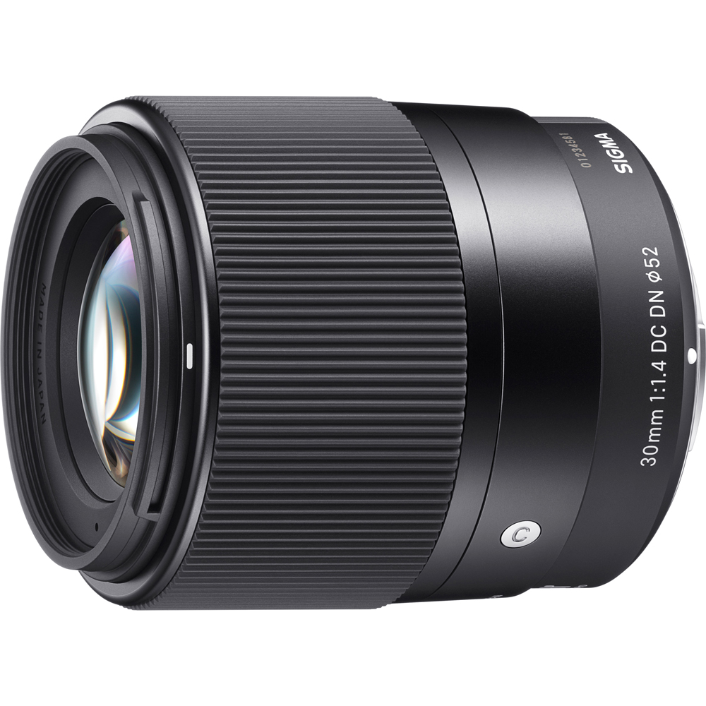 Sigma Sigma 30mm F1.4 DC DN Lens for Sony E Mount + 64GB Ultimate