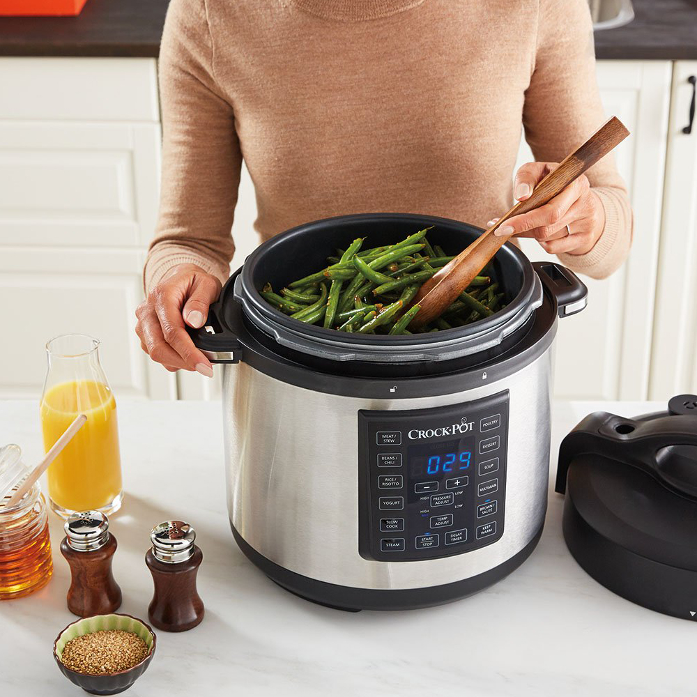 Crock-Pot 6-Quart 8-in-1 Multi-Use Express Crock Programmable Pressure ...